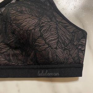 Lululemon mesh shadow bra